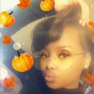 Meet your Posher, Jana